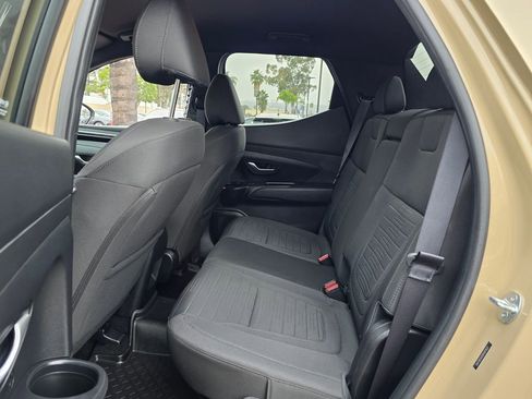 Certified 2024 Hyundai Santa Cruz SEL image 18