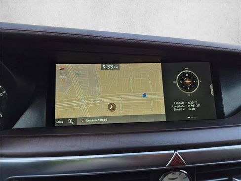 Used 2022 Genesis G90 3.3T Premium RWD image 9