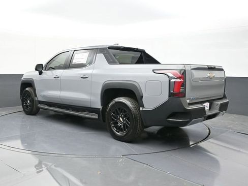 New 2025 Chevrolet Silverado EV LT image 11