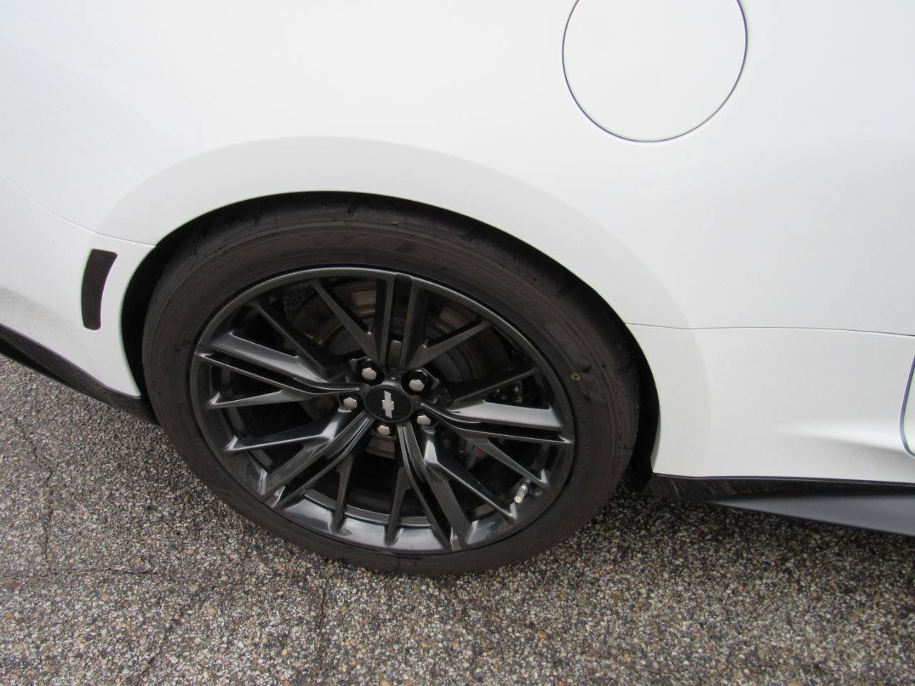 Used 2017 Chevrolet Camaro ZL1 RWD image 15
