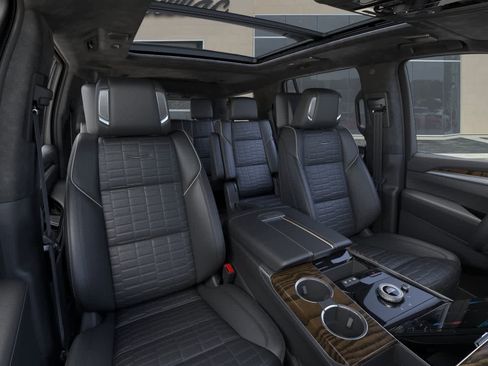 New 2026 Cadillac Escalade Platinum Sport AWD/4WD image 16