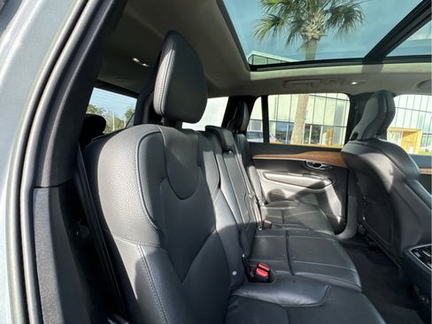 Certified 2023 Volvo XC90 B6 Plus image 14