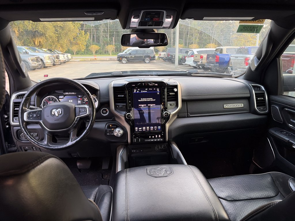 Used 2019 RAM 1500 Laramie AWD/4WD image 7