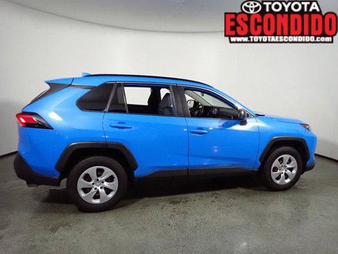 Certified 2019 Toyota RAV4 LE w/ Carpet Mat Package FWD image 2
