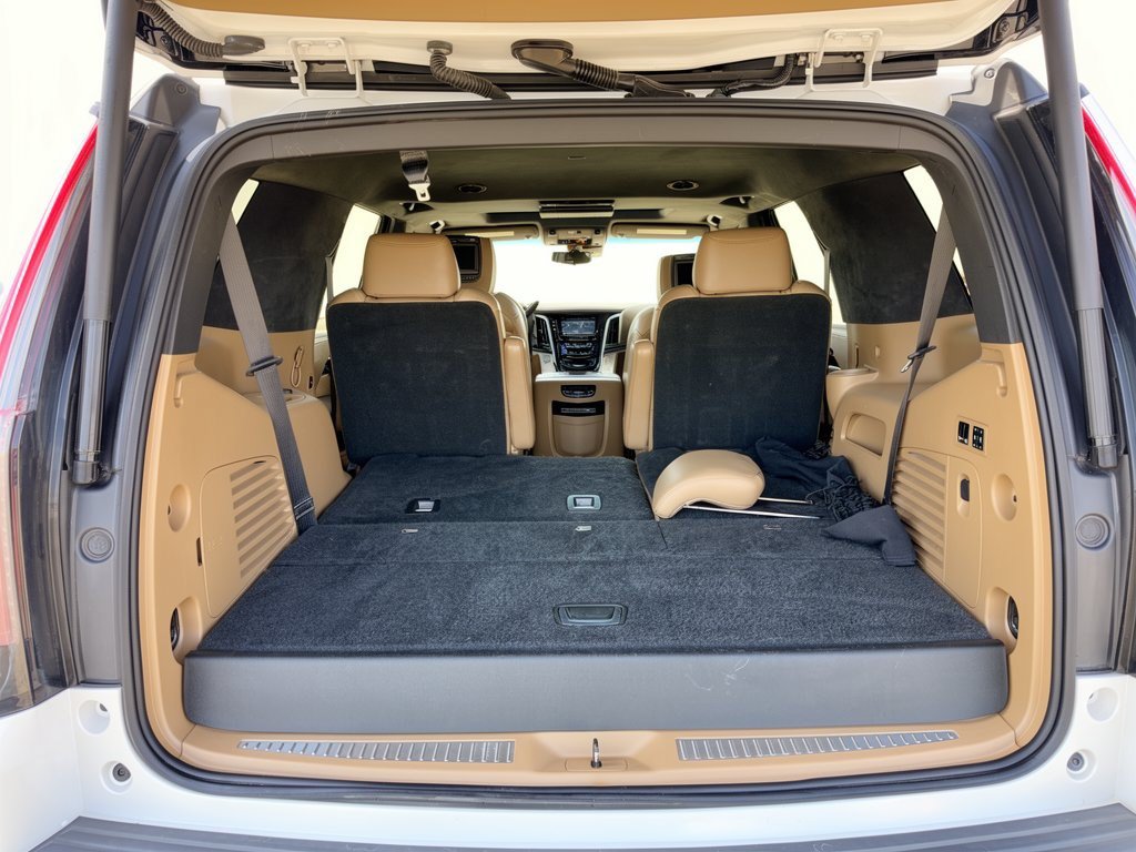 Used 2019 Cadillac Escalade Platinum AWD/4WD image 28