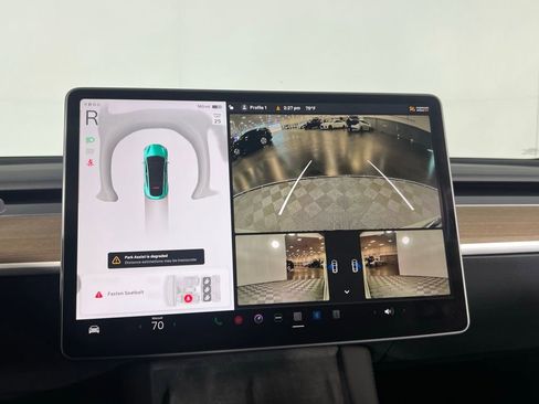 Used 2024 Tesla Model Y Long Range image 17