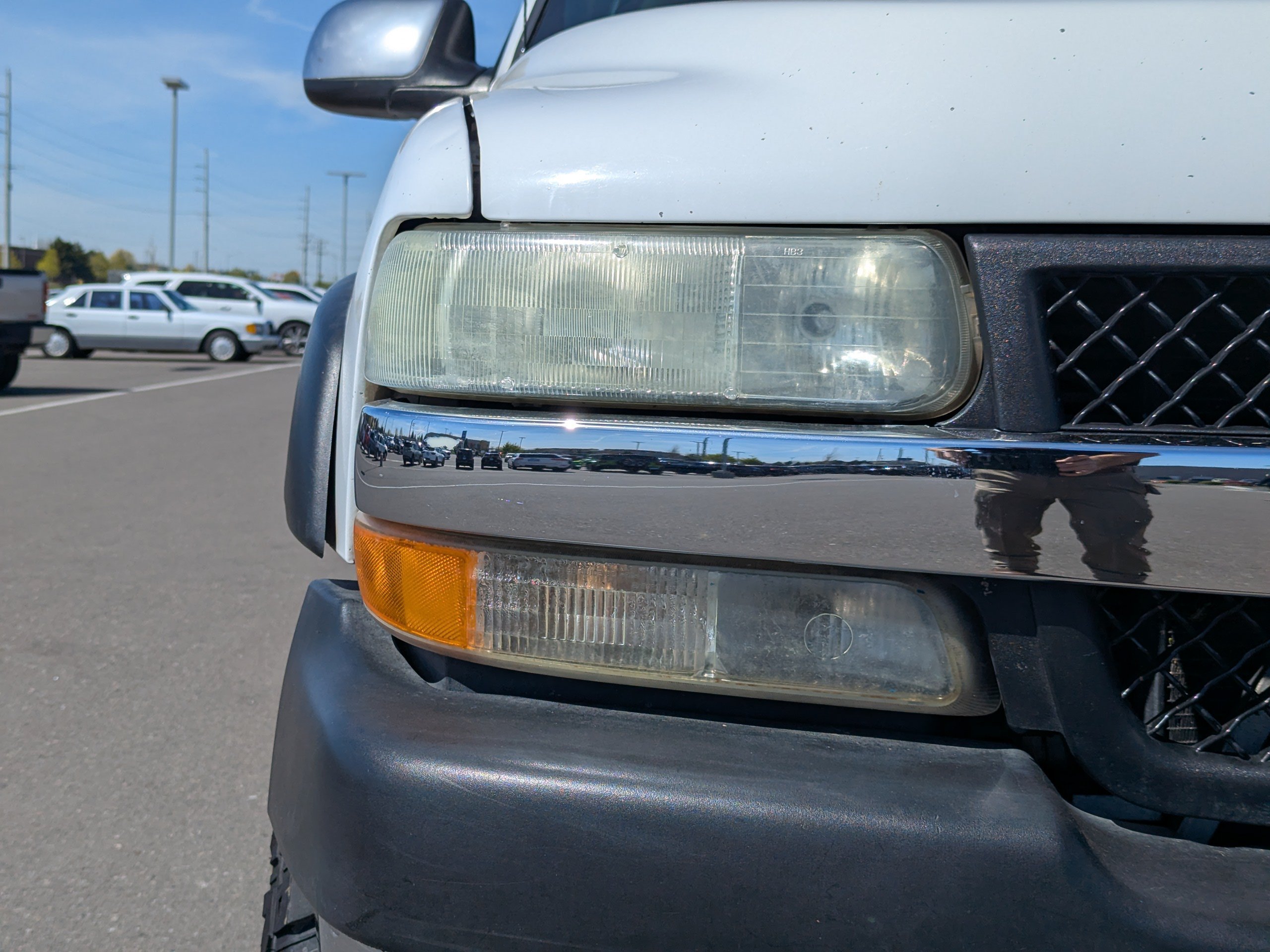 Used 2002 Chevrolet Silverado 2500 LS w/ Off-Road Skid Plate Pkg AWD/4WD image 35
