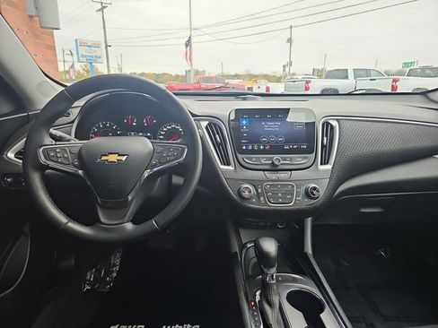Used 2023 Chevrolet Malibu LT image 15