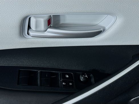 Used 2023 Toyota Corolla SE FWD image 23