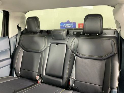 New 2025 Ford Maverick Lobo image 16