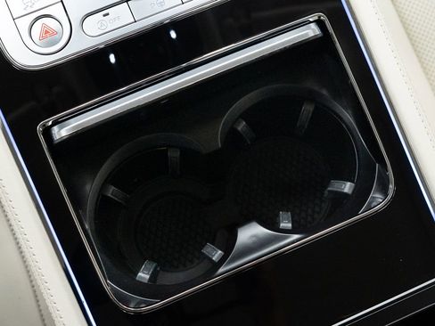 Used 2024 Bentley Continental GT AWD/4WD image 30