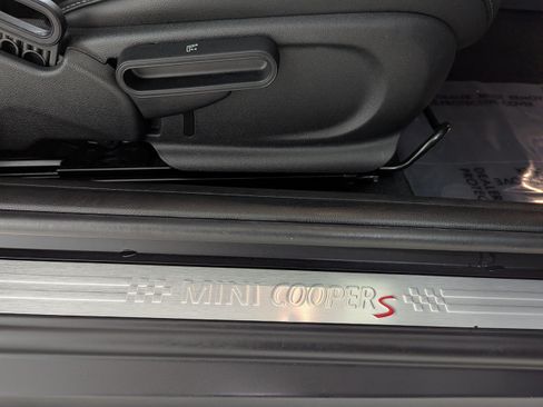 Used 2022 MINI Cooper S FWD image 23