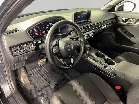 Used 2025 Honda Civic Sport image 16