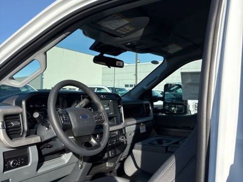 New 2026 Ford F250 XL image 29