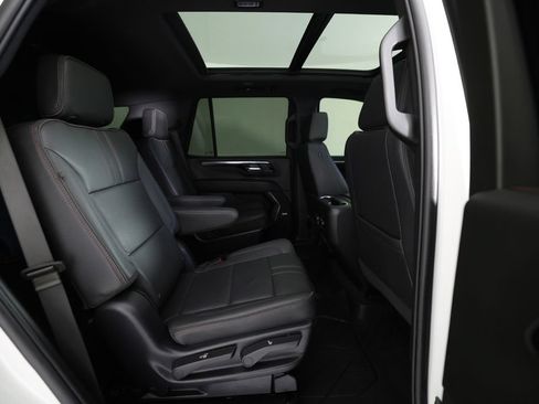 Used 2025 Chevrolet Tahoe RST w/ Comfort Package AWD/4WD image 11