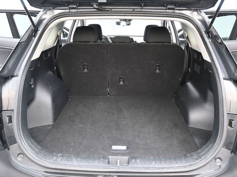 Used 2024 Kia Sportage LX image 11