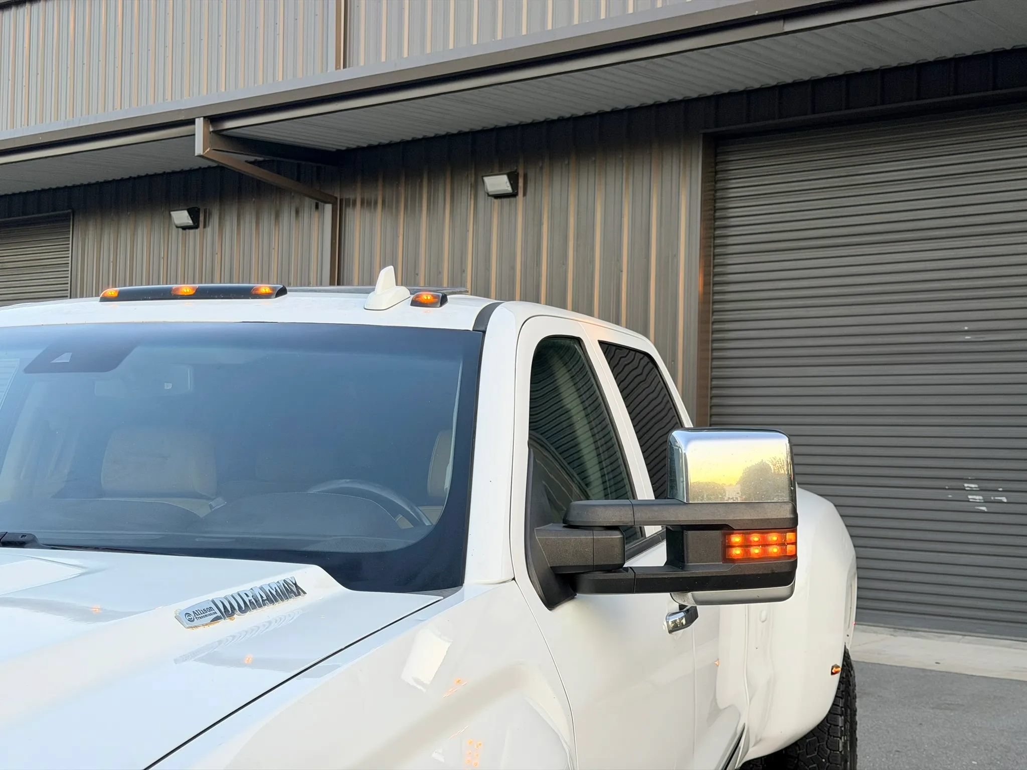 Used 2017 GMC Sierra 3500 Denali w/ Duramax Plus Package AWD/4WD image 18