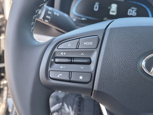New 2026 Hyundai Venue SEL FWD image 28
