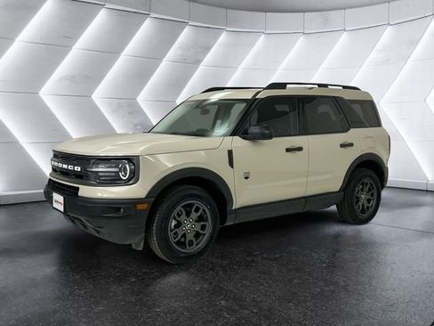 Used 2024 Ford Bronco Sport Big Bend w/ Convenience Package AWD/4WD image 3