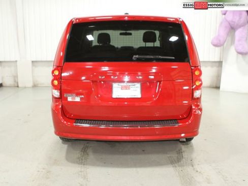 Used 2014 Dodge Grand Caravan SE w/ Quick Order Package 29E SE image 31