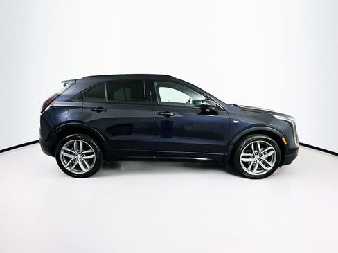 Used 2022 Cadillac XT4 Sport w/ Cold Weather Package image 8