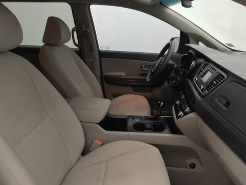 Used 2016 Kia Sedona LX FWD image 21