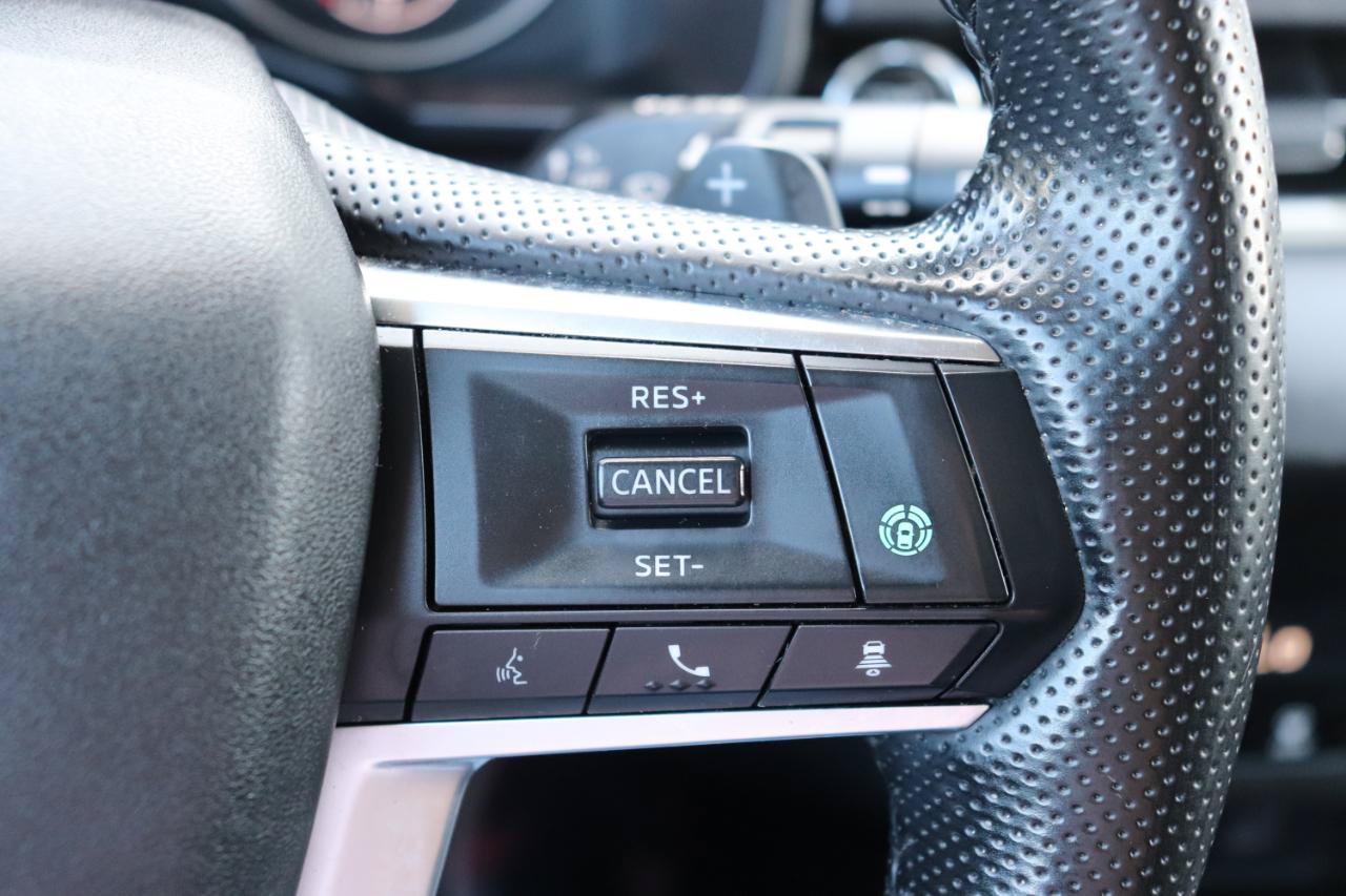Used 2024 Mitsubishi Outlander FWD image 31