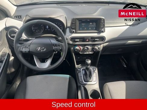 Used 2020 Hyundai Kona SE AWD/4WD image 16