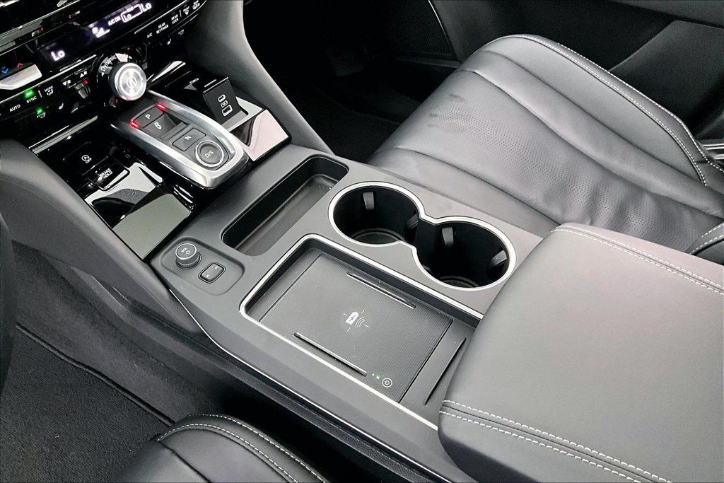 Certified 2026 Acura MDX w/ Technology Package FWD image 17
