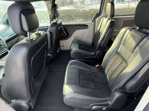 Used 2017 Dodge Grand Caravan SXT image 20
