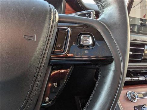 Used 2020 Lincoln Aviator Reserve w/ Equipment Group 201A image 38