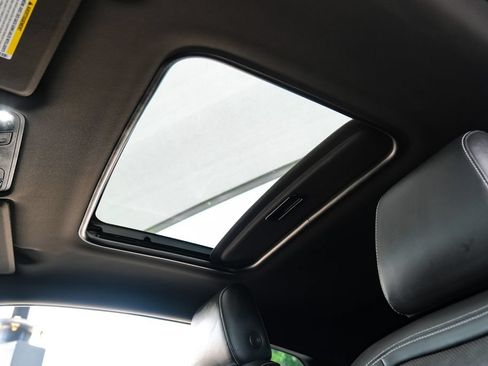 Used 2023 Chevrolet Camaro SS RWD image 4