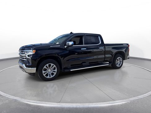 Used 2025 Chevrolet Silverado 1500 LTZ w/ LTZ Convenience Package II AWD/4WD image 4