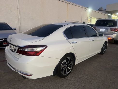 Used 2016 Honda Accord EX-L image 3