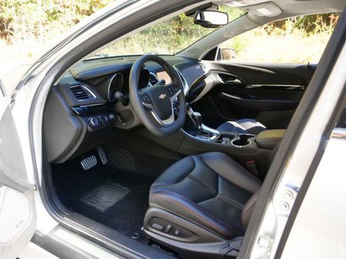 Used 2017 Chevrolet SS image 26