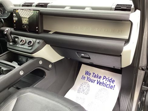 Used 2022 Land Rover Defender 110 X-Dynamic SE image 22