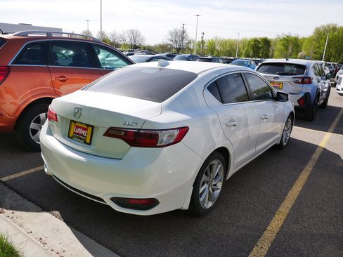Used 2016 Acura ILX FWD image 5