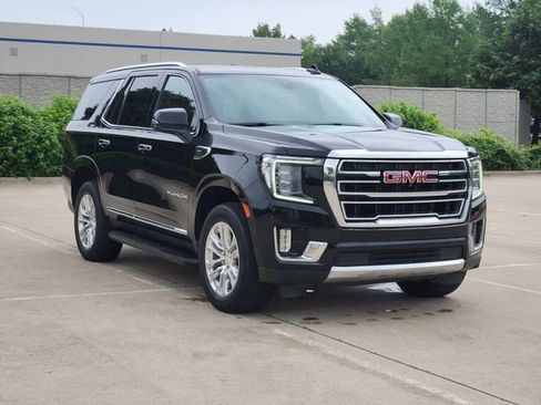 Used 2022 GMC Yukon SLT w/ SLT Premium Package RWD image 3