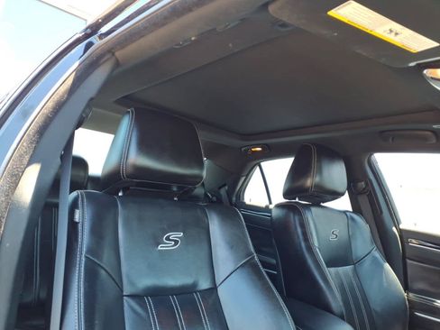 Used 2022 Chrysler 300 S RWD image 23