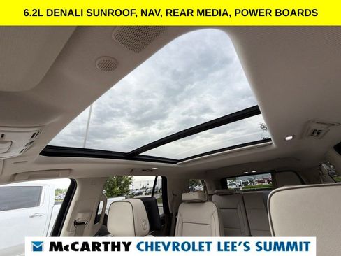 Used 2024 GMC Yukon Denali w/ Denali Reserve Package AWD/4WD image 6