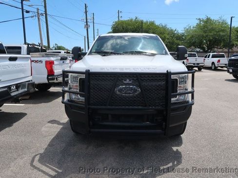 Used 2017 Ford F250 XL w/ Power Equipment Group AWD/4WD image 8