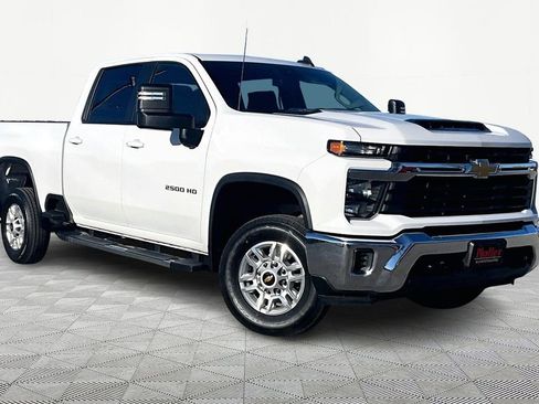 Used 2024 Chevrolet Silverado 2500 LT image 12