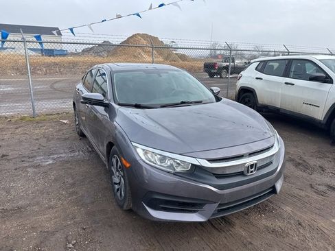 Used 2017 Honda Civic EX image 3