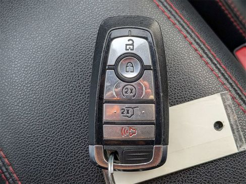 Used 2024 Ford Escape ST-Line w/ Cold Weather Package image 30