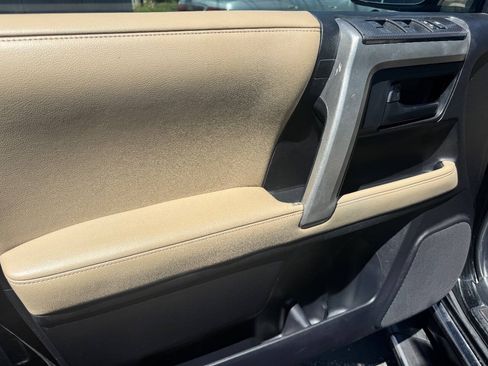 Used 2013 Toyota 4Runner SR5 RWD image 4