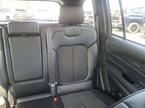 Used 2024 Jeep Grand Cherokee Altitude AWD/4WD image 14