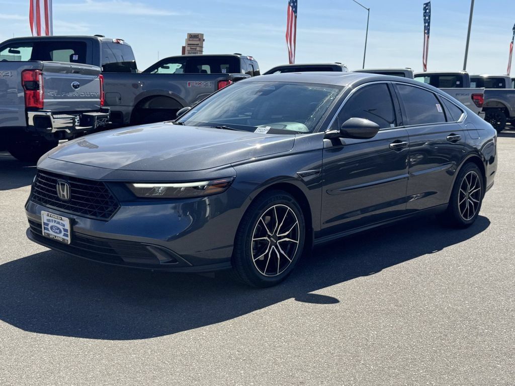 Used 2023 Honda Accord EX image 4