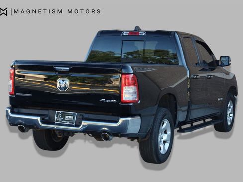 Used 2020 RAM 1500 Big Horn AWD/4WD image 9