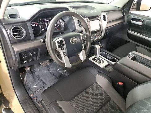 Used 2019 Toyota Tundra SR5 w/ SR5 Upgrade Package image 18