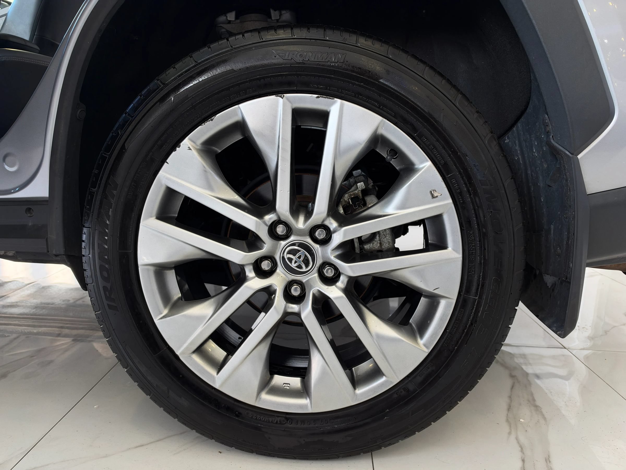 Used 2023 Toyota RAV4 XLE Premium AWD/4WD image 8